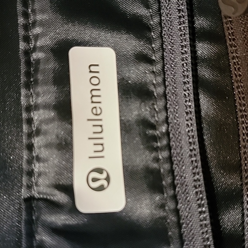 Lululemon Athletica Backpack in Cream and Brown - Picture 5 of 7